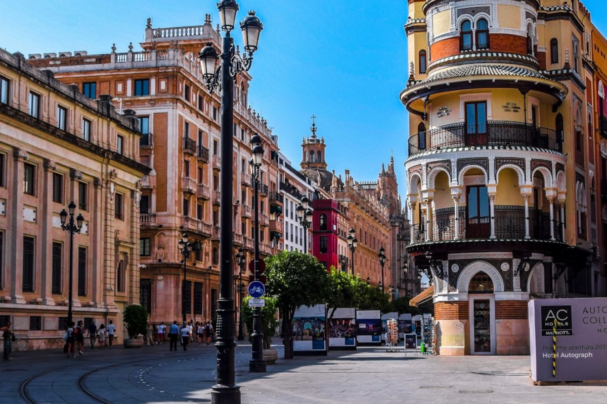 Historia del tapeo en Sevilla imagen destacada
